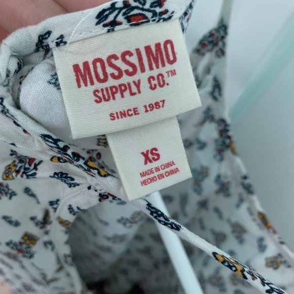 Women's Printed Tank Top - Picture 2 of 3